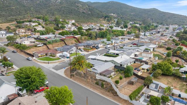 8080 Poplin Dr, Santee CA: https://media.crmls.org/mediaz/6a841fb1-bb3d-4172-8fcb-443b5698f28a.jpg