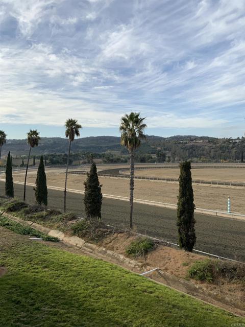 Image 36 of 45 For 64 Via Casitas