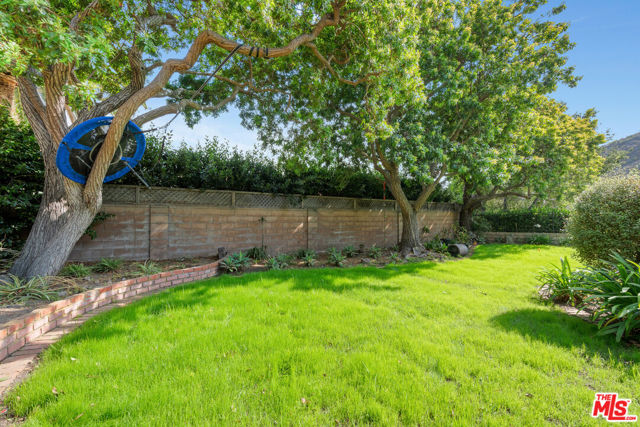 5942 Paseo Canyon Drive, Malibu CA: https://media.crmls.org/mediaz/6a848524-5ddf-4ebb-bde4-aa2b3c31de23.jpg