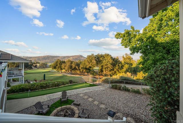 15425 Vista Vicente Dr, San Diego CA: https://media.crmls.org/mediaz/6a85512c-c99b-443a-ba41-bade34cc7f7e.jpg