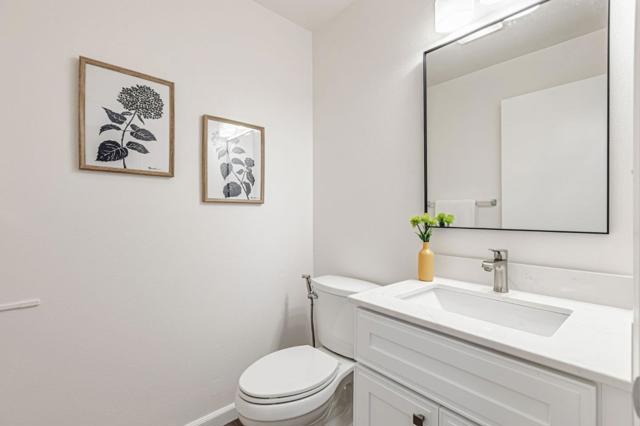 55 Carnegie Square, San Jose CA: https://media.crmls.org/mediaz/6a855201-c06f-4753-bc33-4007a477922d.jpg