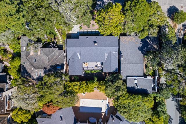 0 2NW of 13th, Carmel CA: https://media.crmls.org/mediaz/6a85a12f-b7ef-4c92-b6af-f5889395097b.jpg