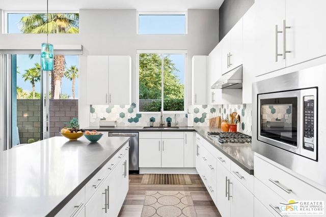 1297 Celadon Street, Palm Springs, CA 92262
