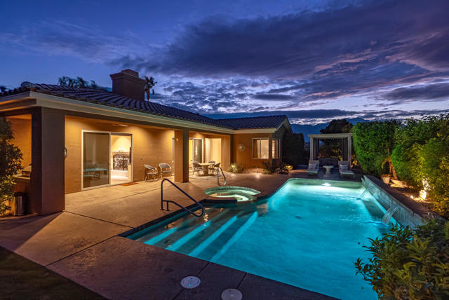 6 Dickens Court, Rancho Mirage, CA 92270