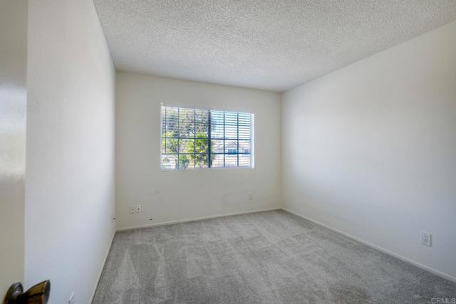 Detail Gallery Image 17 of 39 For 5349 Gooseberry Way, Oceanside,  CA 92057 - 3 Beds | 2/1 Baths