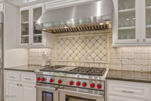 421 Whitegate Road, Thousand Oaks CA: https://media.crmls.org/mediaz/6a897514-ca73-4fe6-a880-5ba85e0e4d2e.jpg