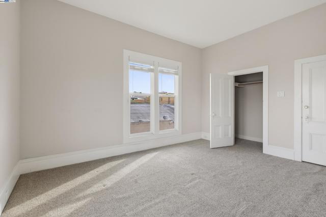 1011 E 11Th St, Oakland CA: https://media.crmls.org/mediaz/6a89e30b-970f-45c7-9836-1418e529a567.jpg