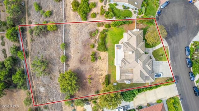 11300 Highridge Court, Camarillo CA: https://media.crmls.org/mediaz/6a8a89fa-7459-4134-b640-e79c880a579e.jpg