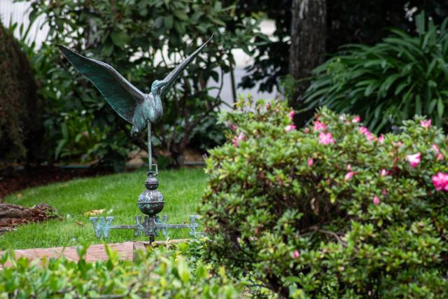527 Rhodes Drive, Palo Alto CA: https://media.crmls.org/mediaz/6a8a8fa8-c480-45cf-afac-3b2a5cb93c01.jpg
