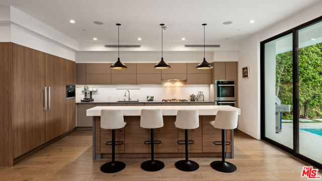 836 N Ogden Drive, Los Angeles CA: https://media.crmls.org/mediaz/6a8be04d-814f-443c-a28c-c236f728b0b5.jpg