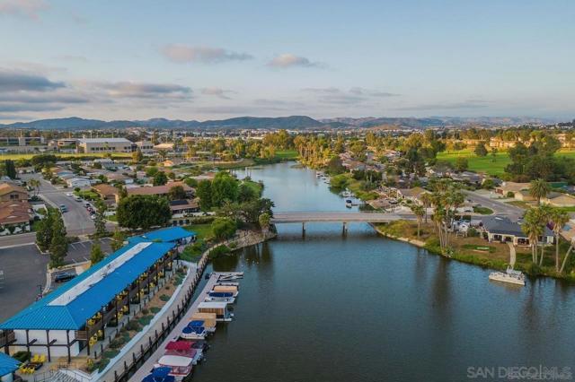 1144 San Julian Dr, San Marcos CA: https://media.crmls.org/mediaz/6a8cce85-4b20-4020-ad72-fcbab0b0cbee.jpg