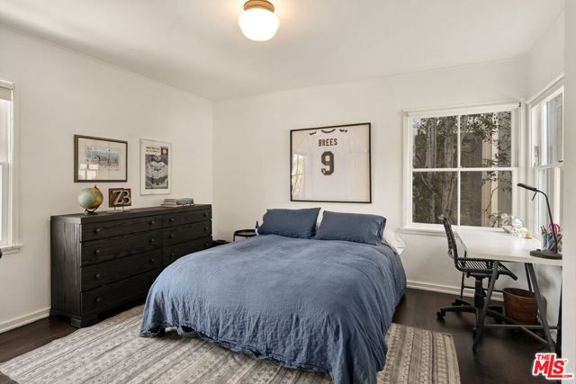 9742 Saturn Street, Los Angeles CA: https://media.crmls.org/mediaz/6a8d0230-2805-445c-8737-3a86d0802029.jpg
