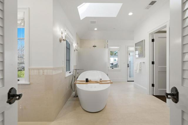 1501 Bryant Street, Palo Alto CA: https://media.crmls.org/mediaz/6a8e2dcd-a98c-48b1-9268-4c34e956f03c.jpg