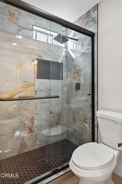 Detail Gallery Image 16 of 25 For 1948 Rory Ln #5,  Simi Valley,  CA 93063 - 2 Beds | 2/1 Baths