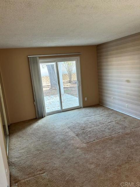 Detail Gallery Image 18 of 28 For 3032 Laurashawn Ln, Escondido,  CA 92026 - 3 Beds | 2 Baths