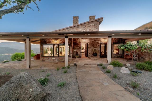 38 Asoleado Drive, Carmel Valley CA: https://media.crmls.org/mediaz/6a9091ca-1a0d-43c4-b5dc-96308690cc67.jpg