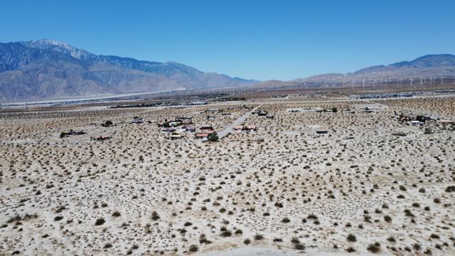 57 Norman Avenue, Desert Hot Springs CA: https://media.crmls.org/mediaz/6a9143f4-3e94-4e91-aeb8-a77ddc76a366.jpg