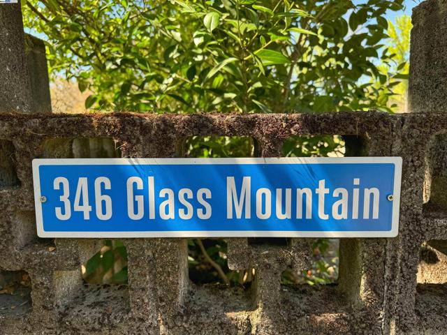 Image 17 of 18 For 346 Glass Mountain