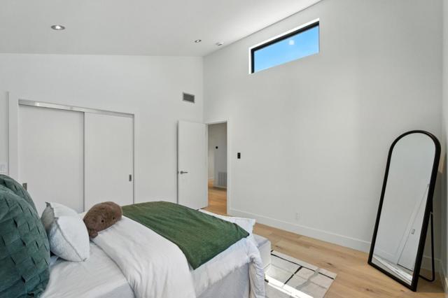 324 Clifton Avenue, San Carlos CA: https://media.crmls.org/mediaz/6a919207-ce86-4fe2-a1e5-135831b91bc9.jpg