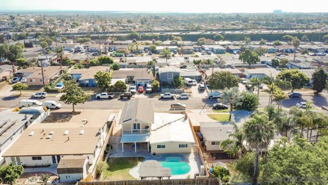 1173 Oasis Ave, Chula Vista CA: https://media.crmls.org/mediaz/6a92c4c7-d0fe-4302-84ff-2dcd133c6ee8.jpg
