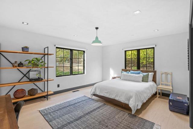 13321 La Paloma Road, Los Altos Hills CA: https://media.crmls.org/mediaz/6a933844-ae8e-4adf-9f14-e226e99403db.jpg