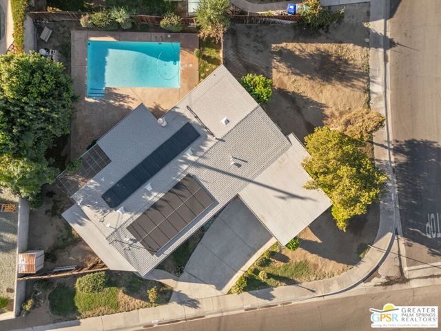 74127 Velardo Drive, Palm Desert CA: https://media.crmls.org/mediaz/6a9373a6-5cb5-494f-92d7-909853559726.jpg