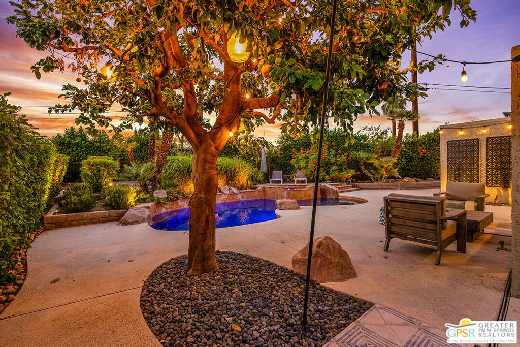 https://media.crmls.org/mediaz/6a939d3d-ed99-4b31-9f74-defc4d6ae528.jpg?preset=X-Large