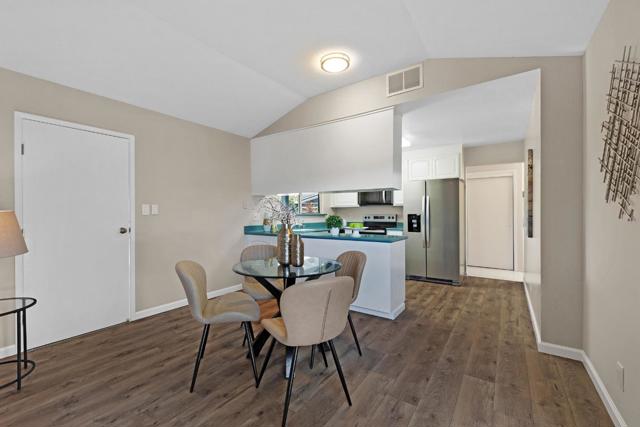 4919 Stafford Place, Newark CA: https://media.crmls.org/mediaz/6a959fde-6bb3-4625-9191-ad6d10ab60a7.jpg