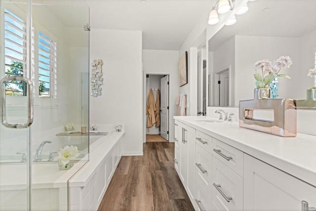 Detail Gallery Image 17 of 44 For 16094 Veridian Cir, San Diego,  CA 92127 - 3 Beds | 2/1 Baths