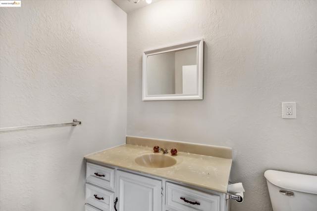 2040 Lanai Ave, San Jose CA: https://media.crmls.org/mediaz/6a96b35e-45ea-41aa-b33c-7f06ae16da54.jpg