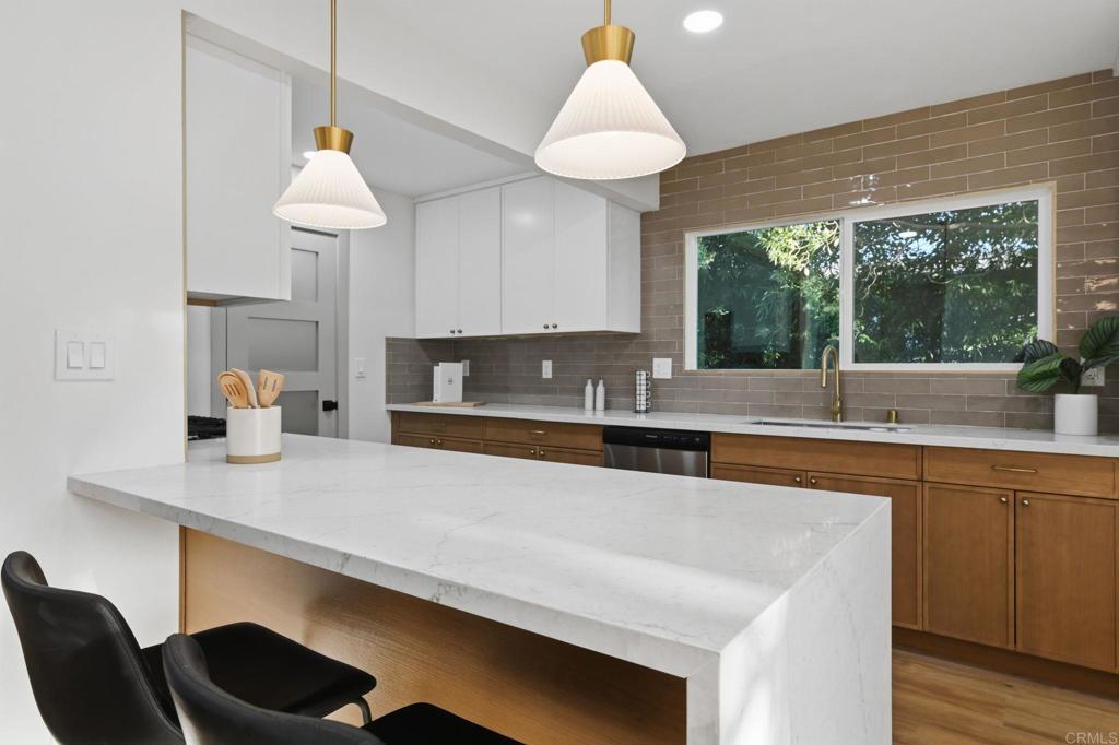 4982 Ensign Street - photo 6