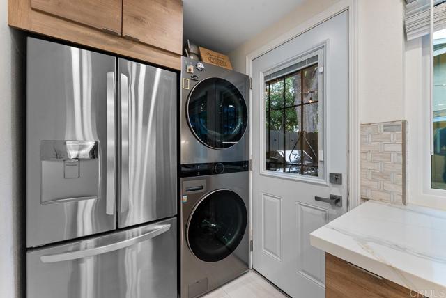 Detail Gallery Image 14 of 30 For 929 Amistad Ct #C,  El Cajon,  CA 92019 - 2 Beds | 1/1 Baths