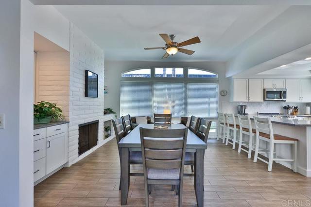 Detail Gallery Image 16 of 52 For 79 Half Moon Bend, Coronado,  CA 92118 - 3 Beds | 2 Baths