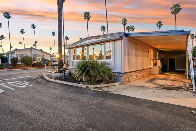 1215 Anchors Way Drive, Ventura CA: https://media.crmls.org/mediaz/6a9845db-722a-48b7-aa37-c6a86b370bba.jpg