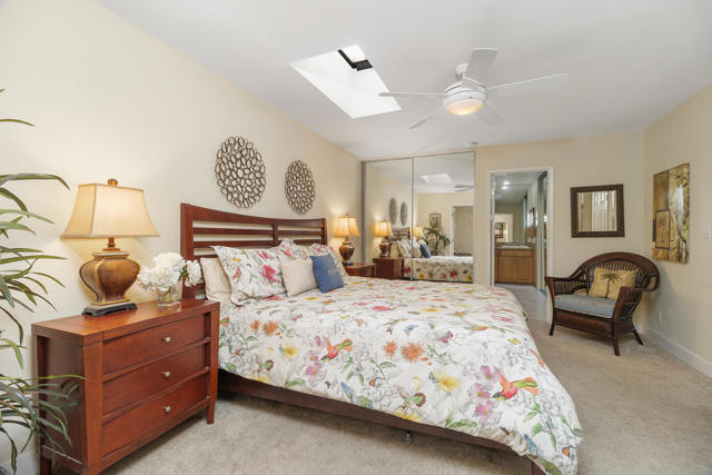 240 Santa Barbara Circle, Palm Desert CA: https://media.crmls.org/mediaz/6a9a0d33-ece3-4a6f-92b7-406aec9e6810.jpg