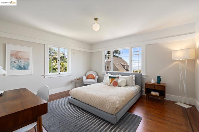 971 Santa Barbara Rd, Berkeley CA: https://media.crmls.org/mediaz/6a9a329d-bbce-4094-9102-c2de33fc1032.jpg