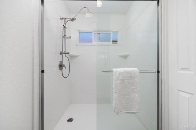 15778 Camino Crisalida, San Diego CA: https://media.crmls.org/mediaz/6a9aa8d5-5977-40a4-b607-5fd153637328.jpg