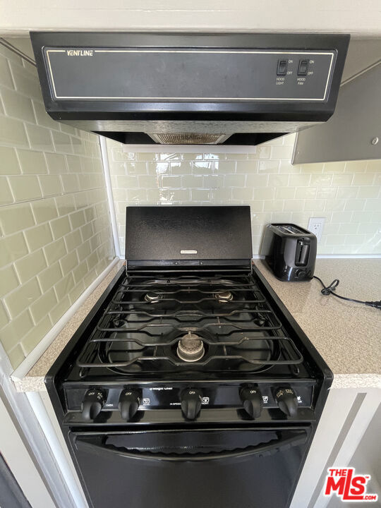 55 E Avenue D4, Lancaster CA: https://media.crmls.org/mediaz/6a9ae8c4-7da2-4dc7-a99a-0fa24e21303b.jpg