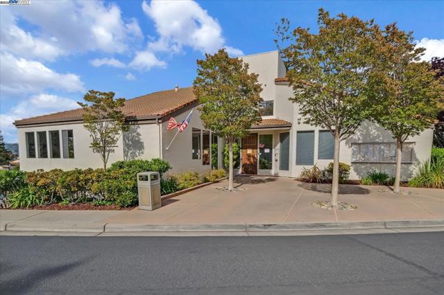 21228 Gary Dr, Hayward CA: https://media.crmls.org/mediaz/6a9bbdf6-78c9-4742-88f5-b7e825b62296.jpg
