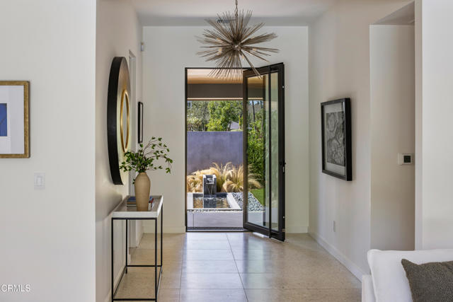 2755 E California Boulevard, Pasadena CA: https://media.crmls.org/mediaz/6a9cf304-d1e0-4339-bdec-0429d07d4a5c.jpg