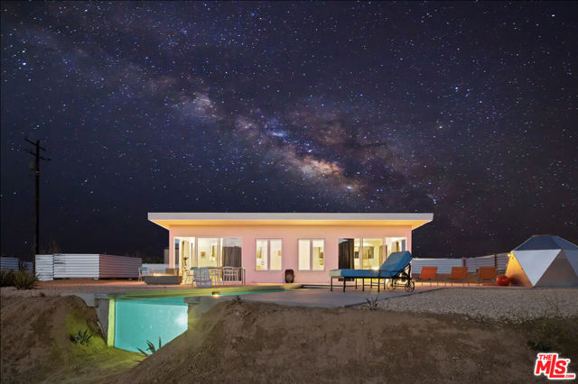 5215 Pioneertown Road, Pioneertown CA: https://media.crmls.org/mediaz/6a9d079a-bdb1-49bf-8831-7e4cde79088e.jpg