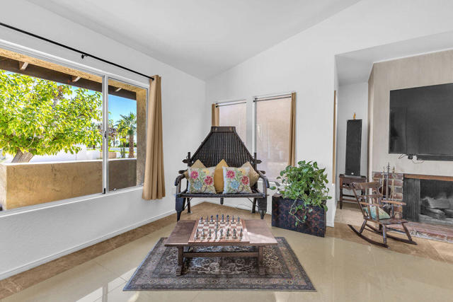 71521 Halgar Road, Rancho Mirage CA: https://media.crmls.org/mediaz/6a9dab62-ade6-4ee4-9c20-6a8b69881e44.jpg