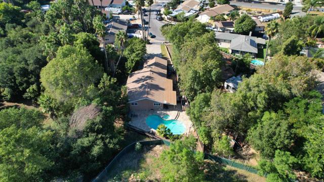 1210 Dolphin Circle, Vista CA: https://media.crmls.org/mediaz/6a9e1fd9-1b6c-46d9-8d5c-14b1ecf7c1cd.jpg