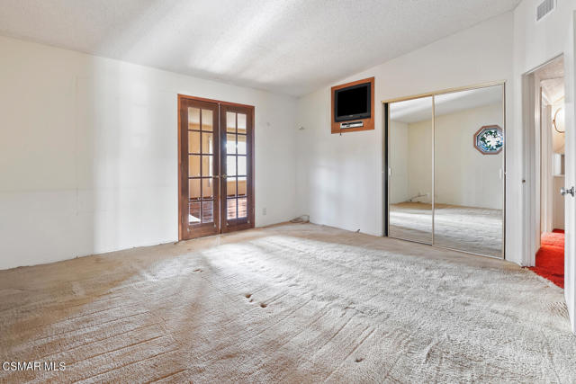 379 Greenway Avenue, Newbury Park CA: https://media.crmls.org/mediaz/6a9ebe9e-7370-4525-9ab2-c6839883767f.jpg