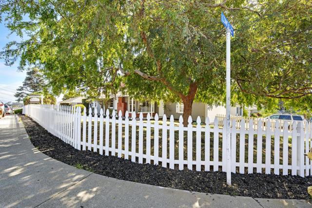 443 Lomita Avenue, Millbrae CA: https://media.crmls.org/mediaz/6a9f246e-9322-44f9-b776-cb2fd881a7e7.jpg
