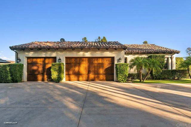 16531 Zumaque, Rancho Santa Fe CA: https://media.crmls.org/mediaz/6aa0a63b-a315-4a08-a2b1-e3853c50b86a.jpg