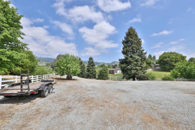 2017 Gypsy Avenue, San Martin CA: https://media.crmls.org/mediaz/6aa0acb4-f7aa-413c-a92a-e08a236b416f.jpg
