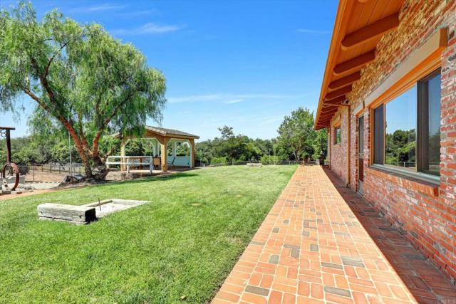 29481 Miller Road, Valley Center CA: https://media.crmls.org/mediaz/6aa0d880-f131-4ec2-992a-512cd98a30af.jpg
