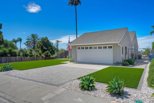 832 Grapevine Rd, Vista, CA 92083 photo 2
