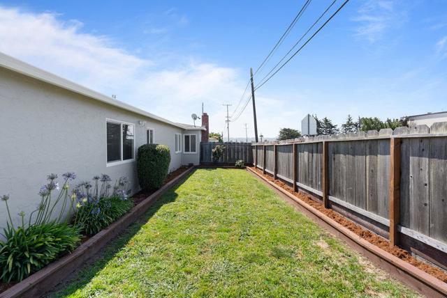 160 Napa Street, Watsonville CA: https://media.crmls.org/mediaz/6aa107ed-44a7-4726-b92c-cd95d268cdc1.jpg